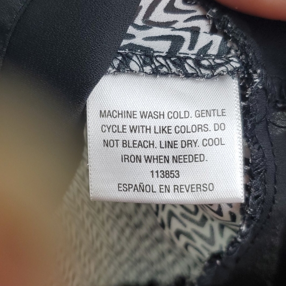 Bar III Mochneck Keyhole Asymmetrical Top Size S - Picture 5 of 8